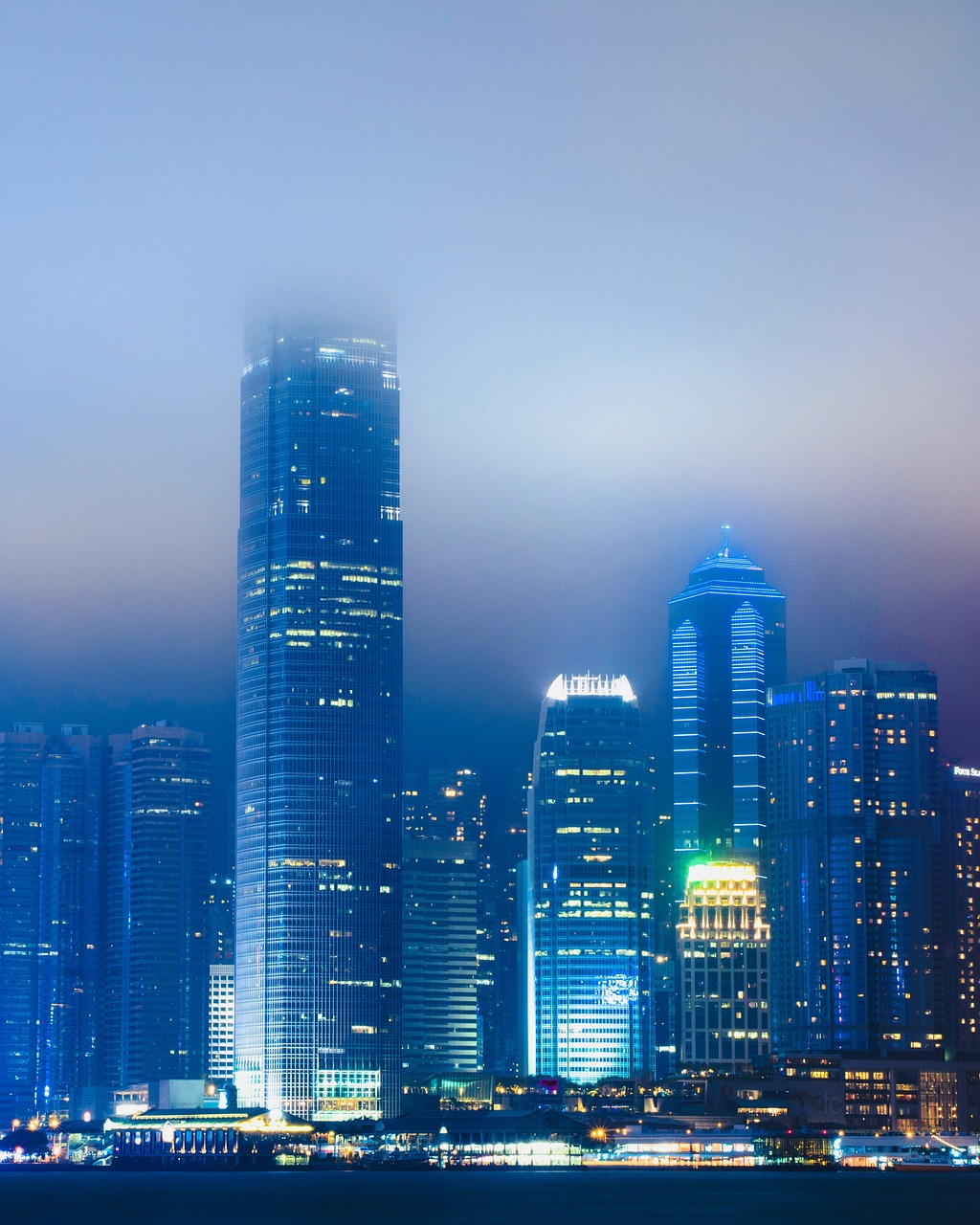 房企香港上市，探索與機遇的新征程