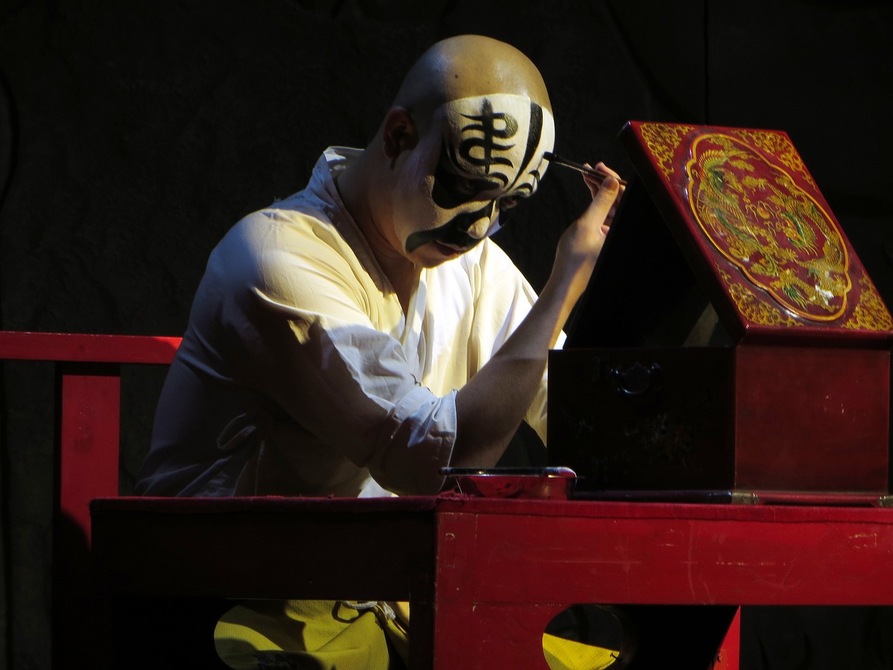 中國(guó)十大男演員，演技與魅力的巔峰展現(xiàn)