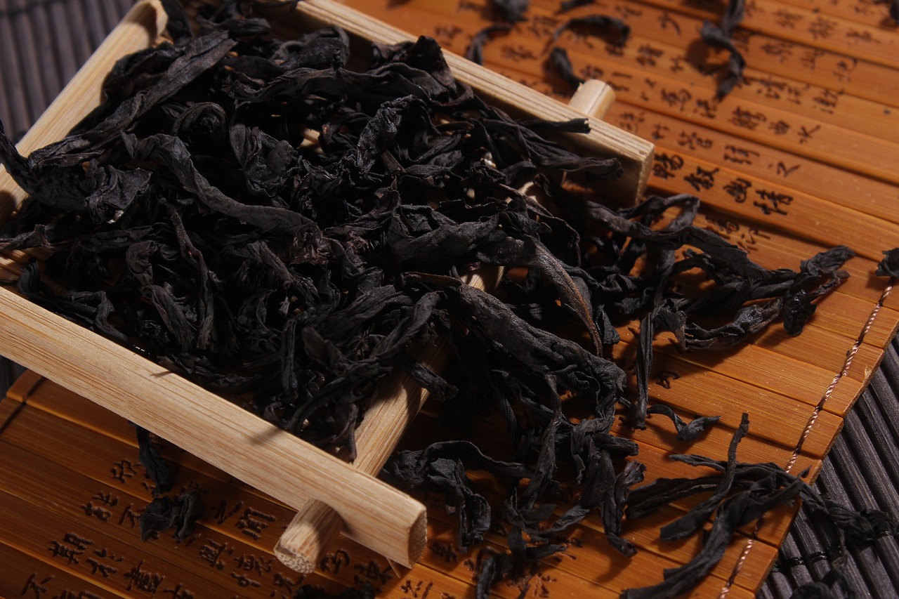 大紅袍茶，價(jià)格背后的故事與品質(zhì)傳奇，探尋茶之傳奇與價(jià)格之謎。