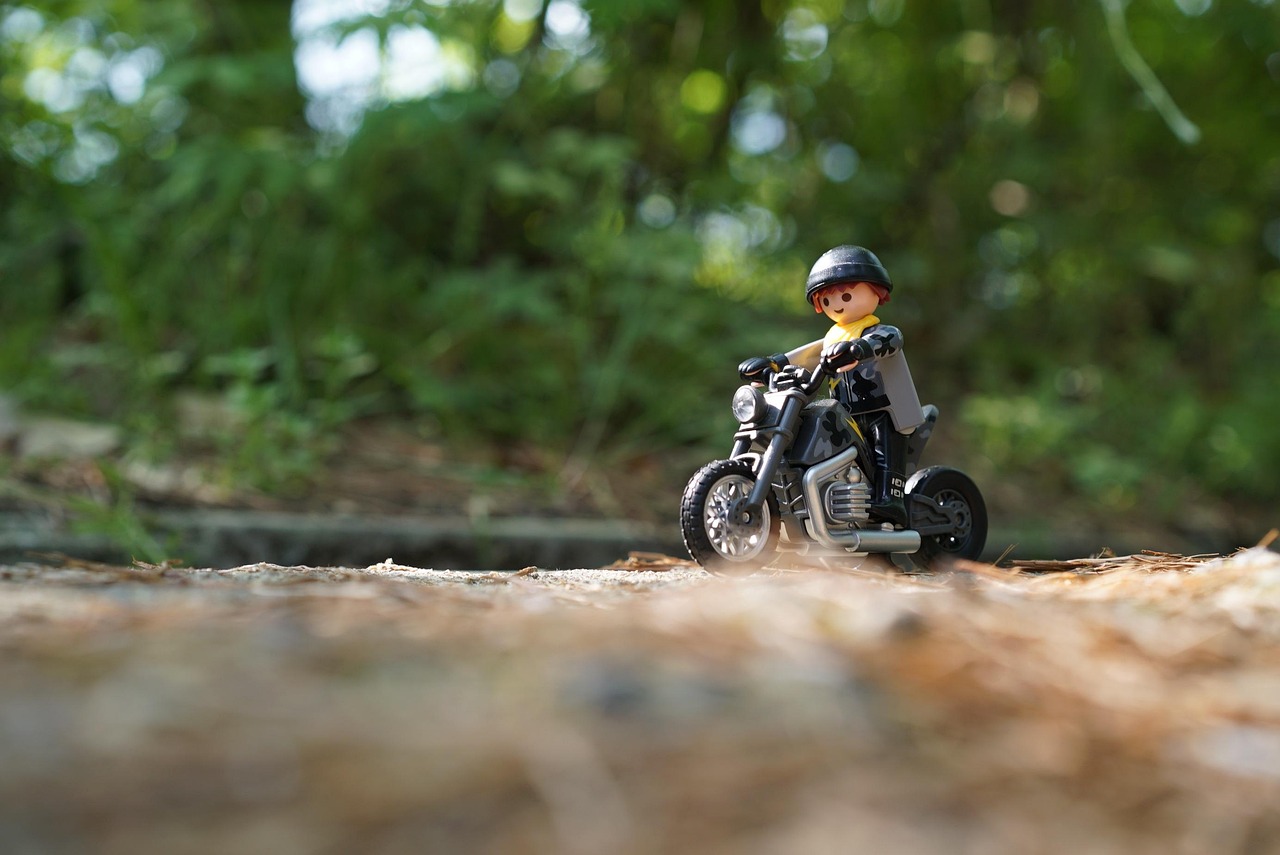 鈴木GSX250R最新車型展示視頻，探索未來摩托科技的魅力之旅