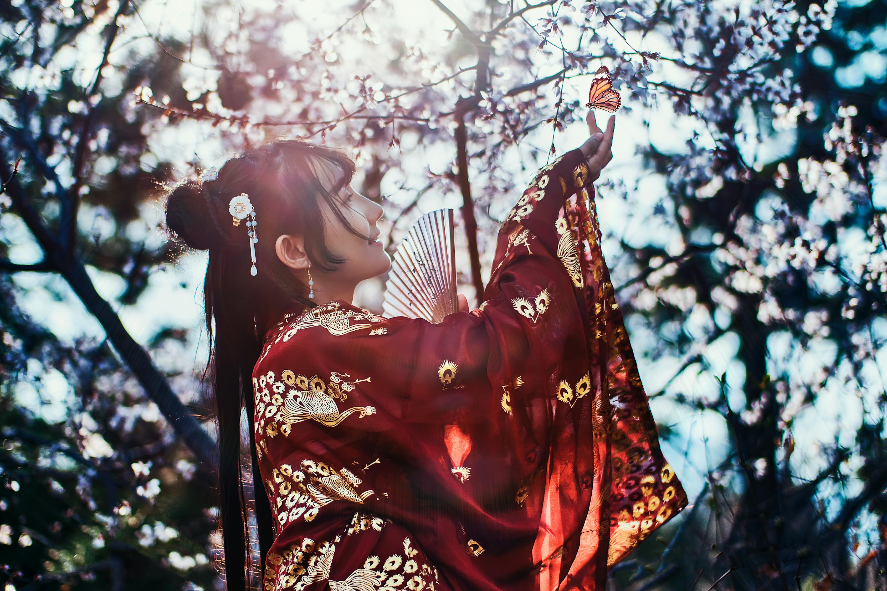 二次元舌吻探秘，情感表達與角色魅力的獨特展現(xiàn)